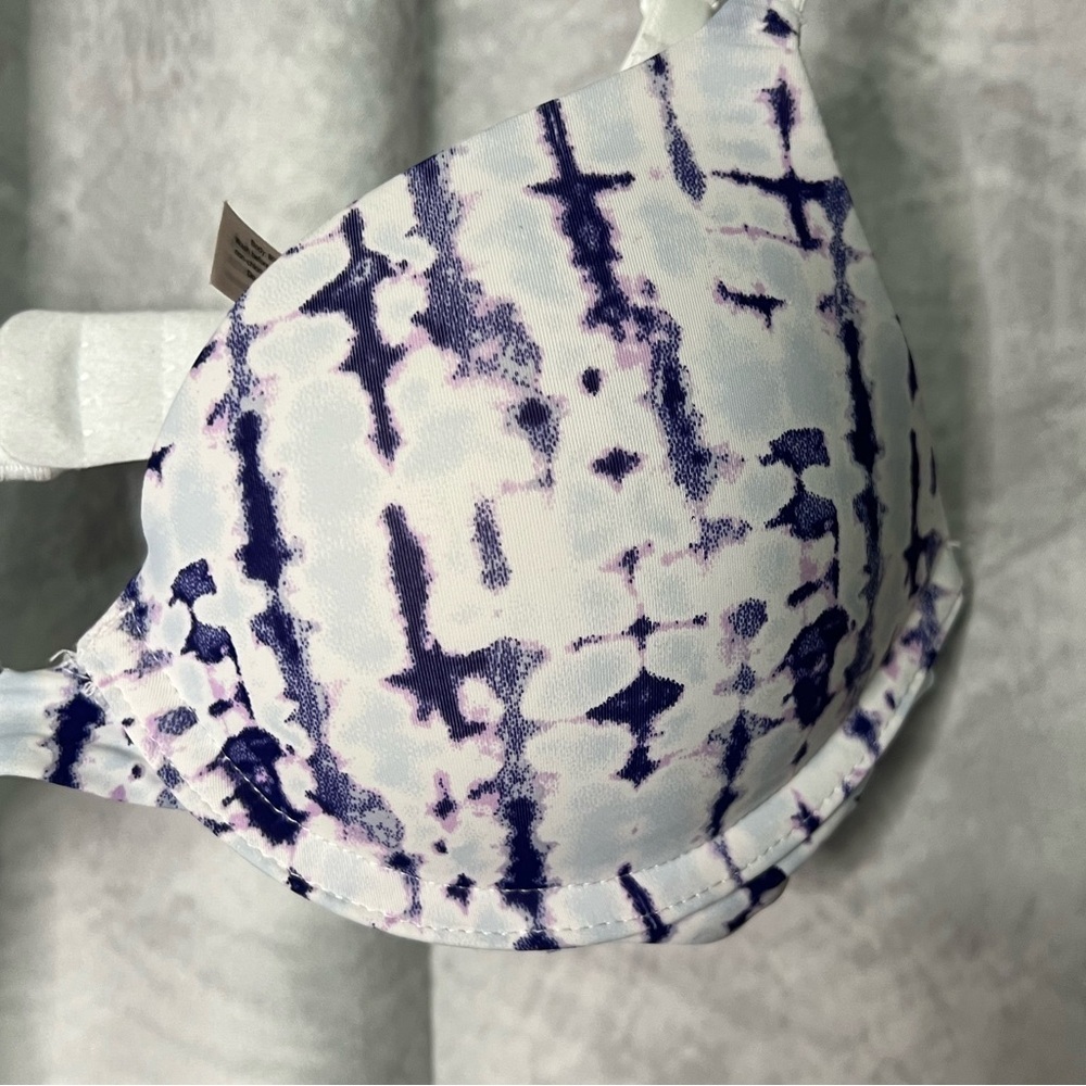 Junior’s SO Smooth Plunge Push-Up Tie-Dye Bra - Purple and White - 34A - Picture 11 of 11